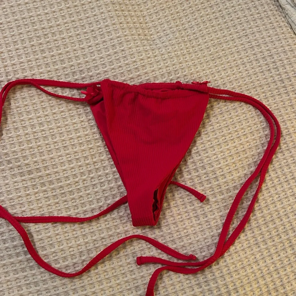 Frankie's bikinis red tie bottoms